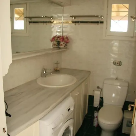 Holiday home Vlichos Amarynthos
