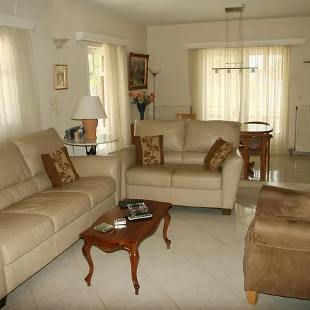 Holiday home Vlichos