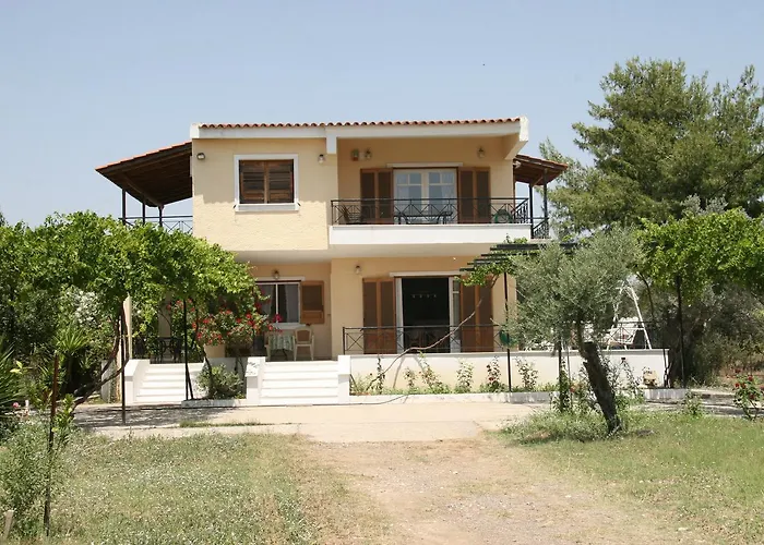 Vlichos Tatil Evi Amarynthos