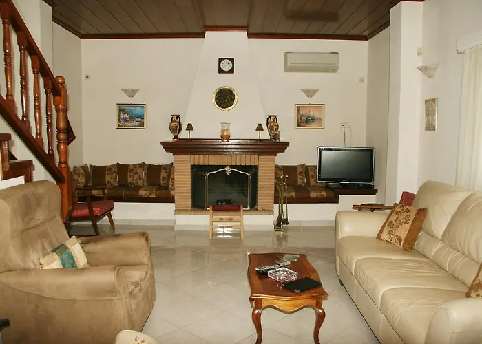 Tatil Evi Vlichos Amarynthos